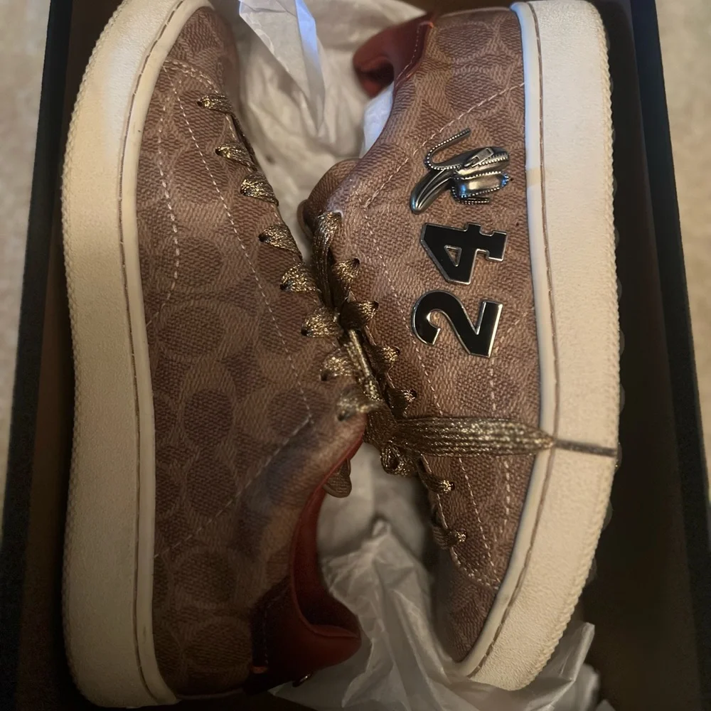 Custom coach sneakers - Picture 3 of 5